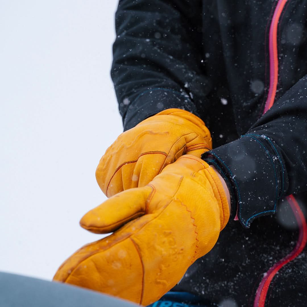 Frontier Mittens - Image 5